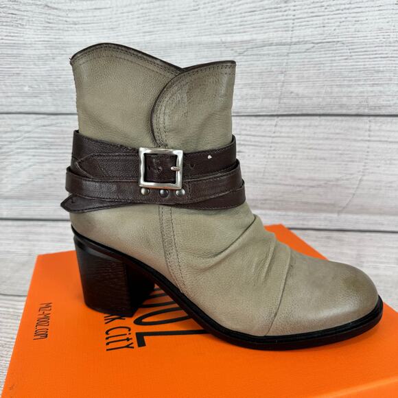 Miz Mooz Women's Distressed Kaycee Taupe Buckle Slouch Booties Size 40/(9/9.5) - Picture 10 of 10